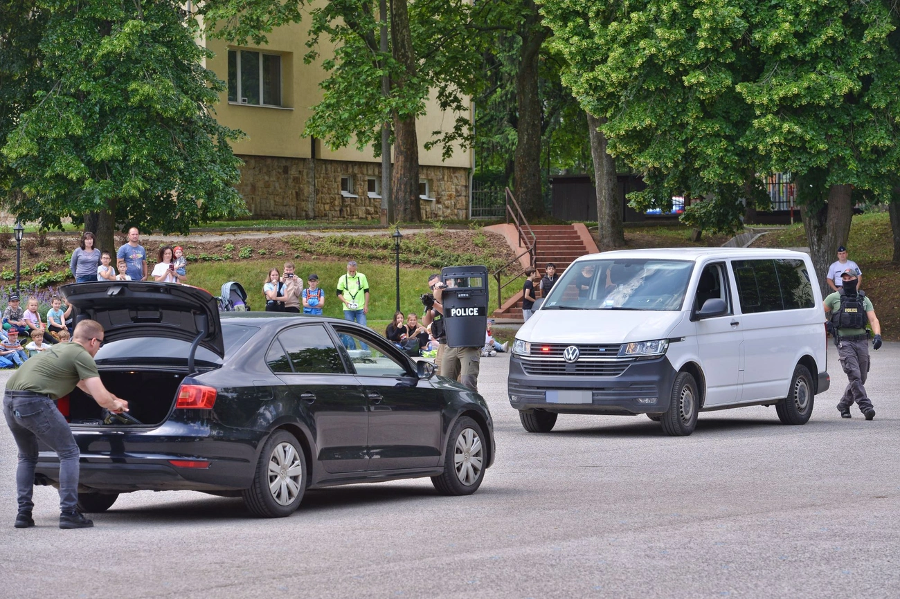 Kéklámpások nyílt napja 