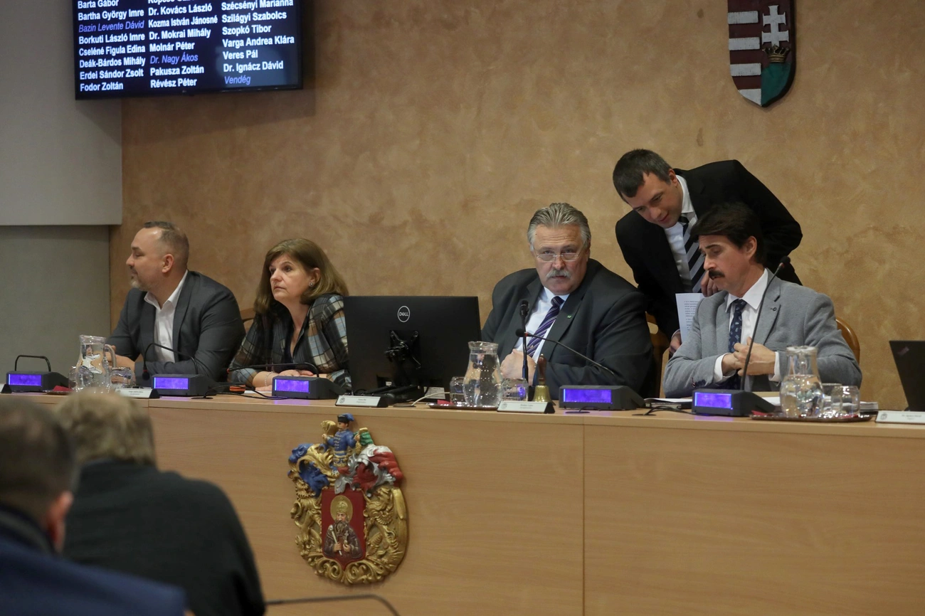 Rendkívüli közgyűlés