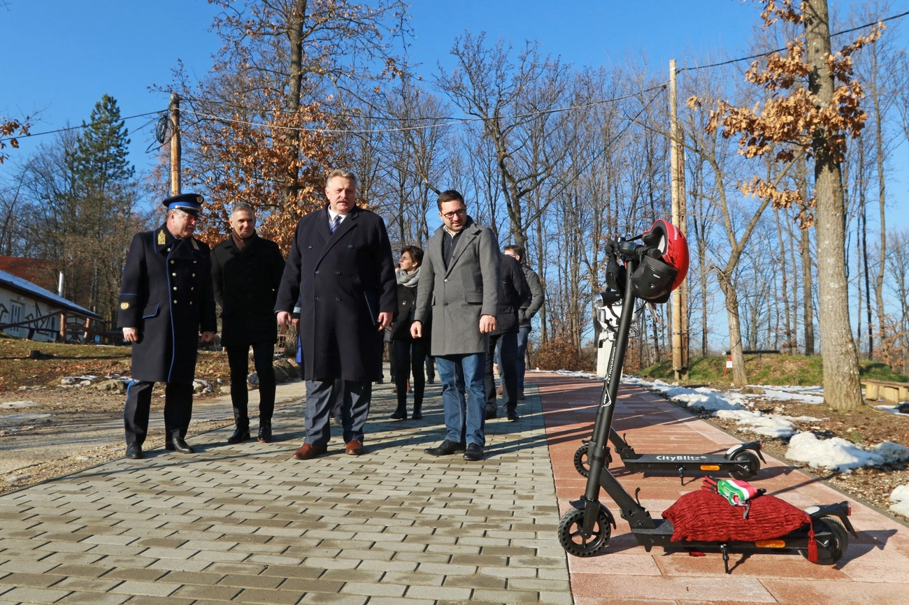 Közlekedési tanösvény nyílt a vadasparkban 