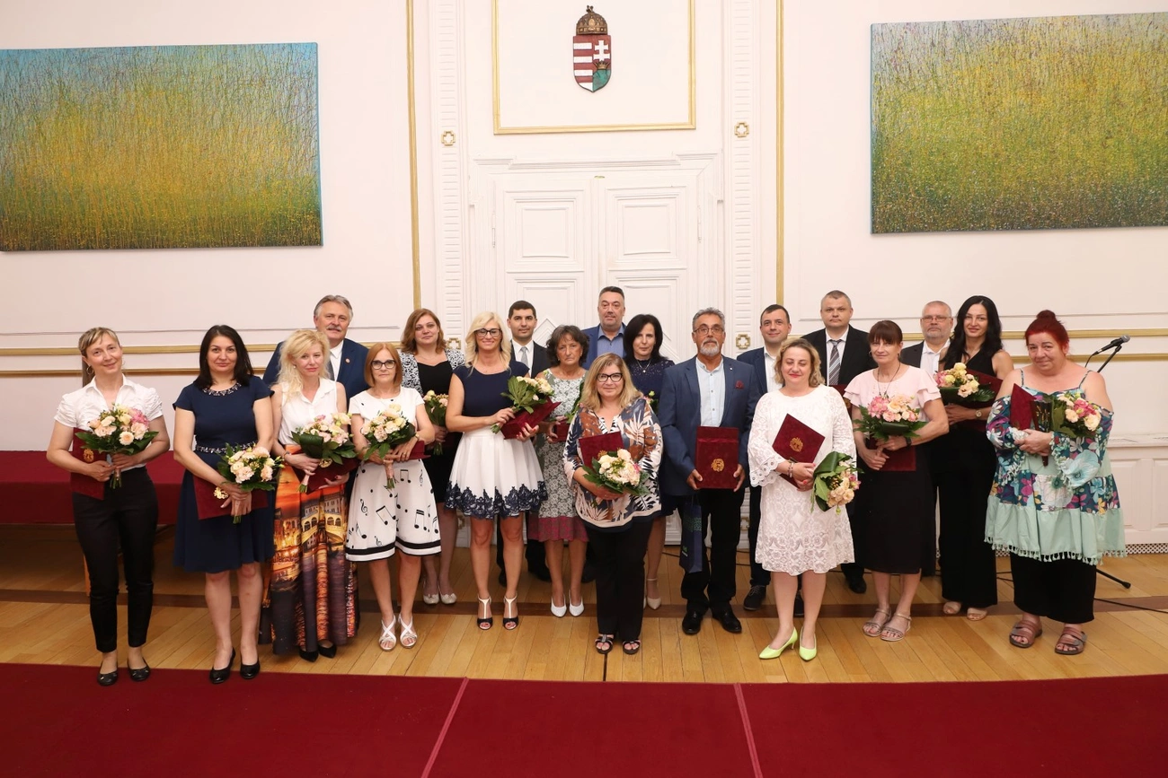 Köztisztviseklők köszöntése a városházán II. 