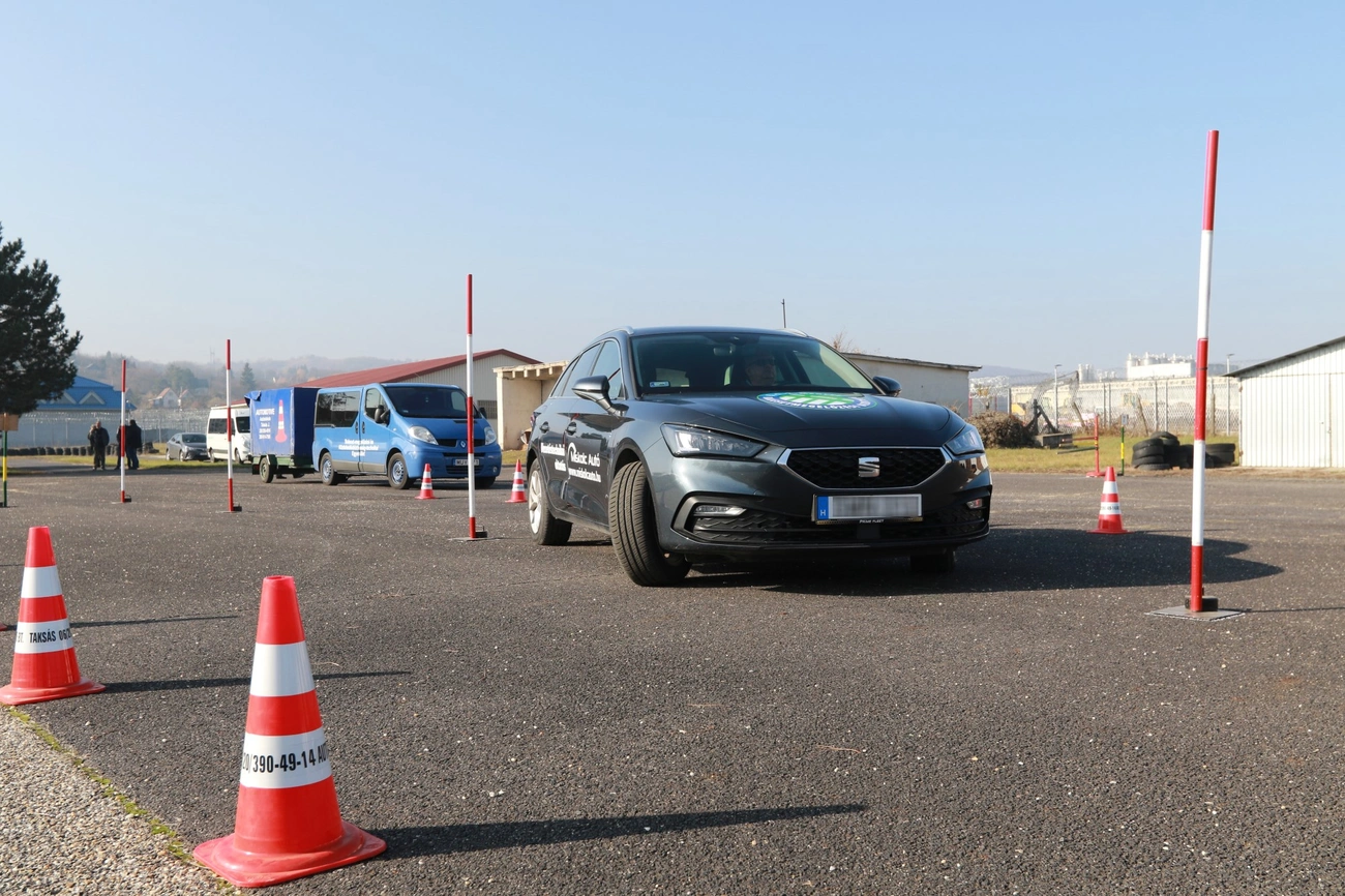 Lelkészek a volán mögött 