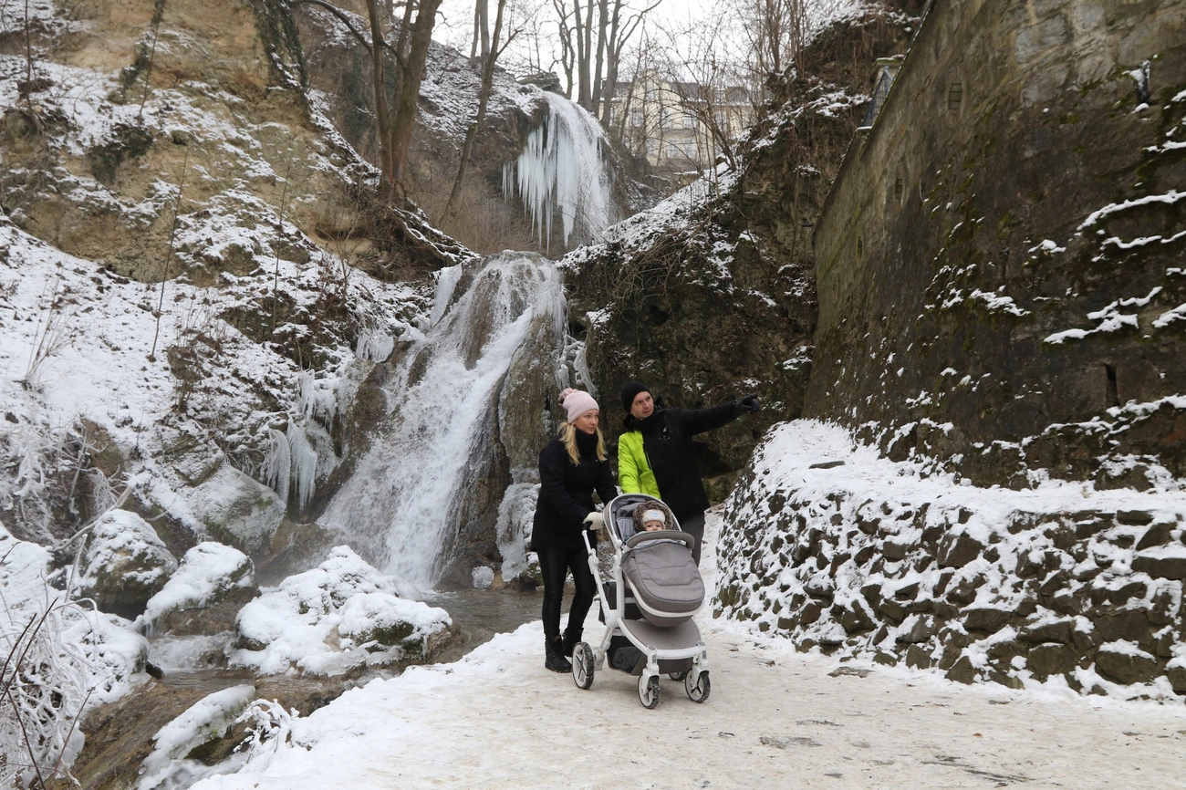 Lillafüreden a jég az úr 