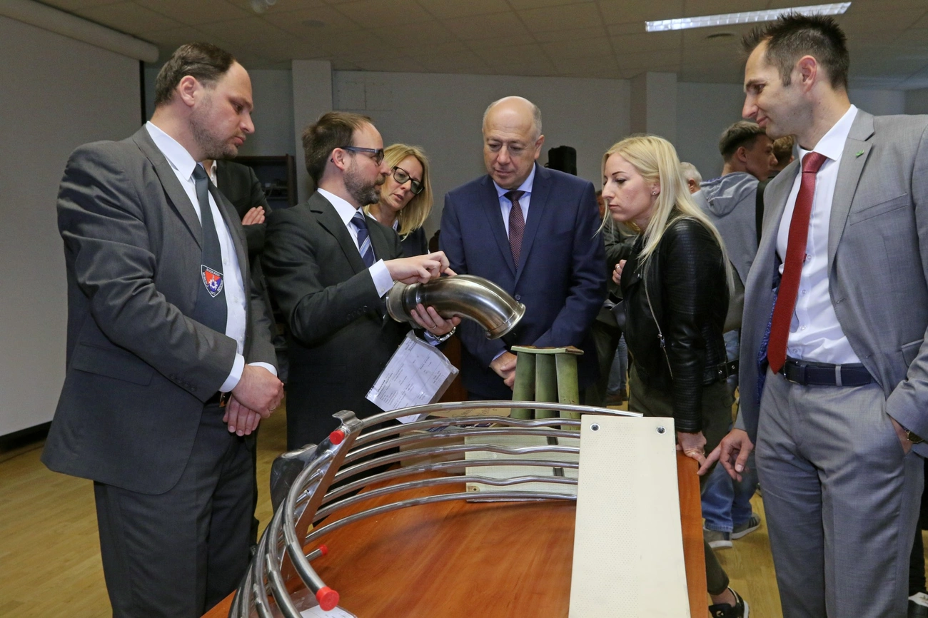 Lufthansa toborzó az Andrássyban