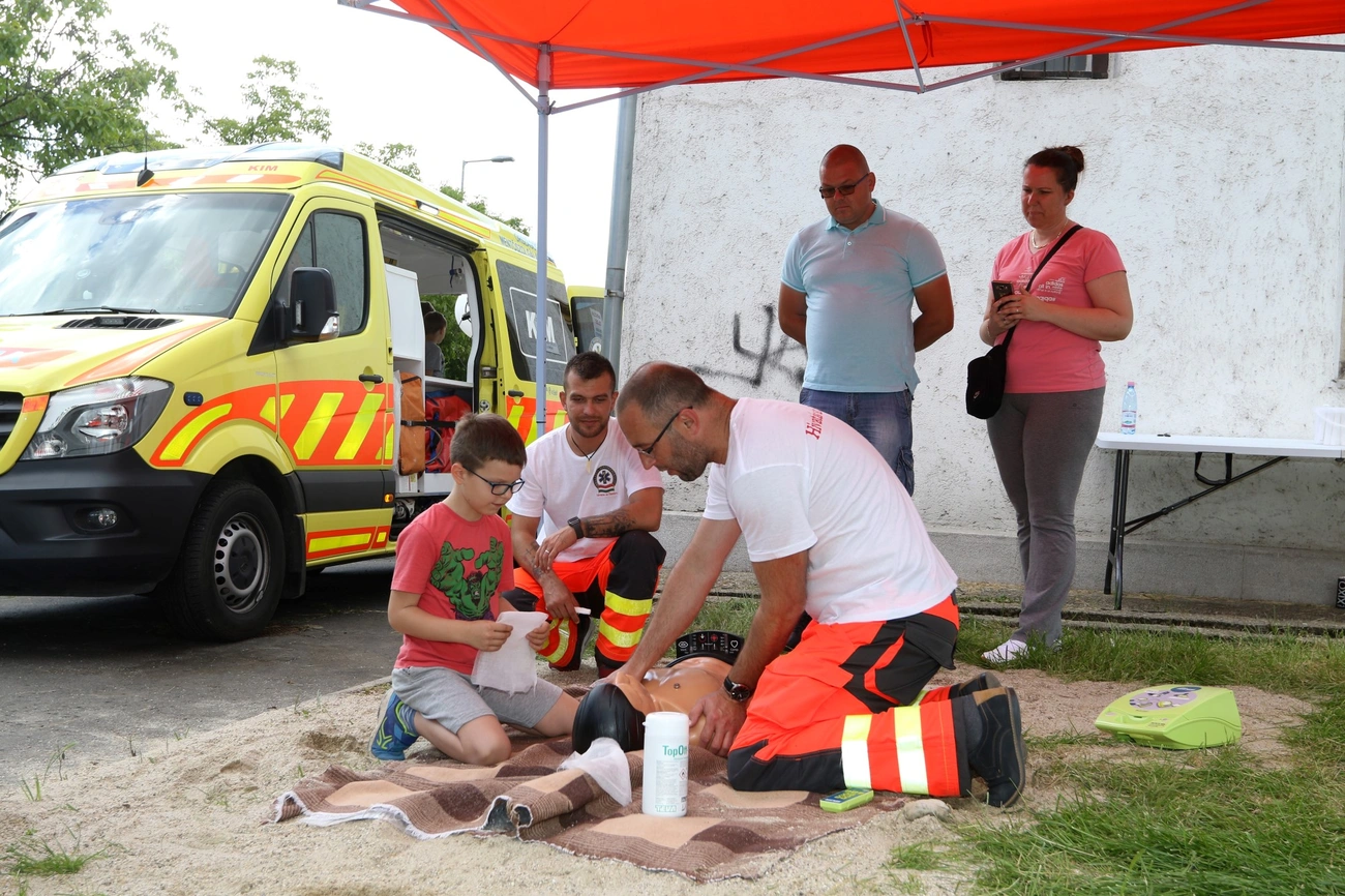 Nyílt nap a mentőállomáson