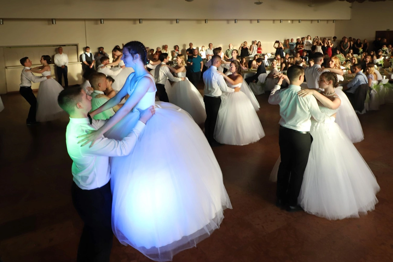 Elsó Miskolci Diákbál 