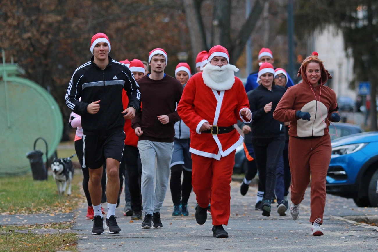 Mikulás futás az egyetemen 