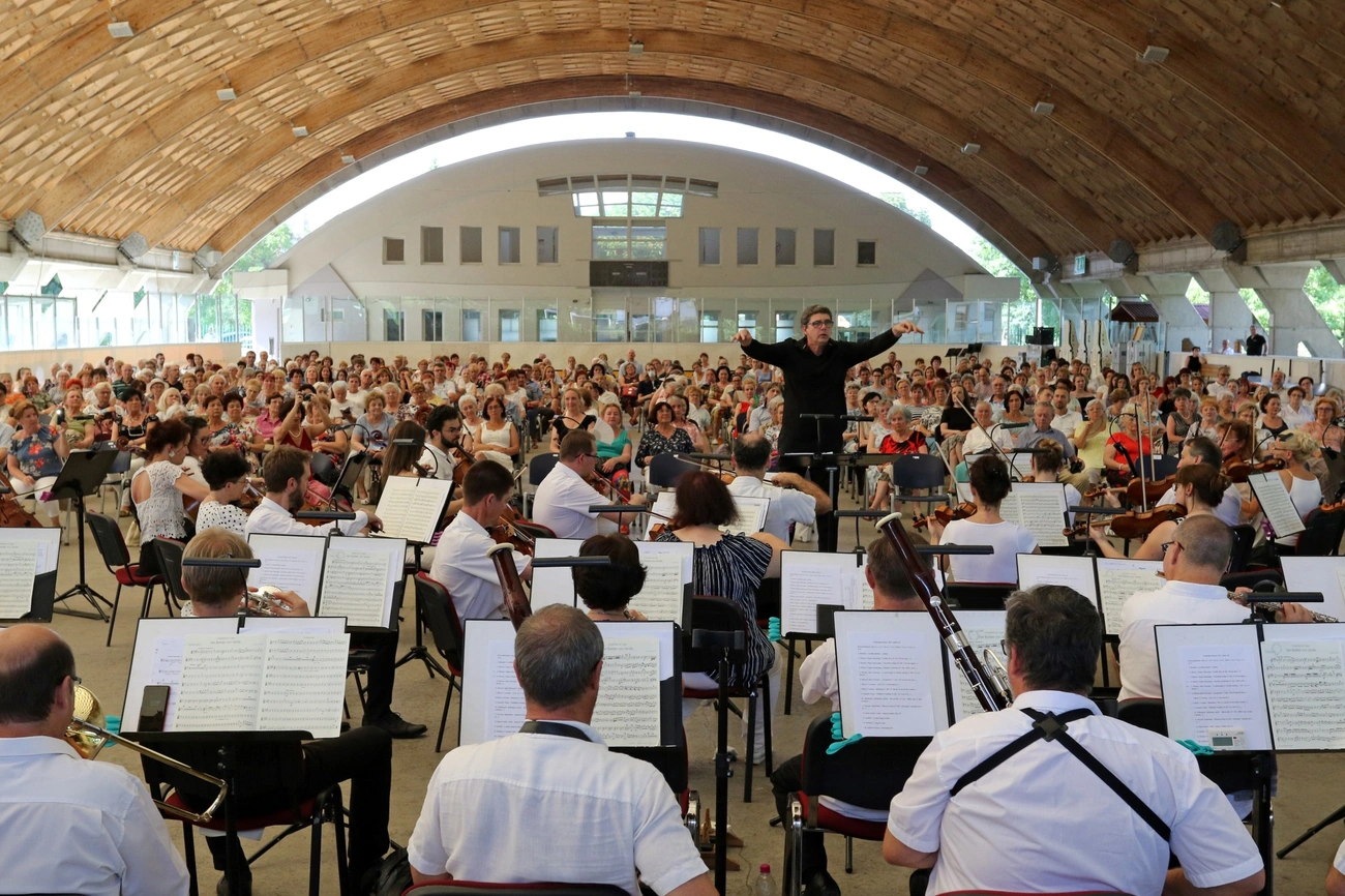 Promenád koncert a miskolci szimfonikusokkal