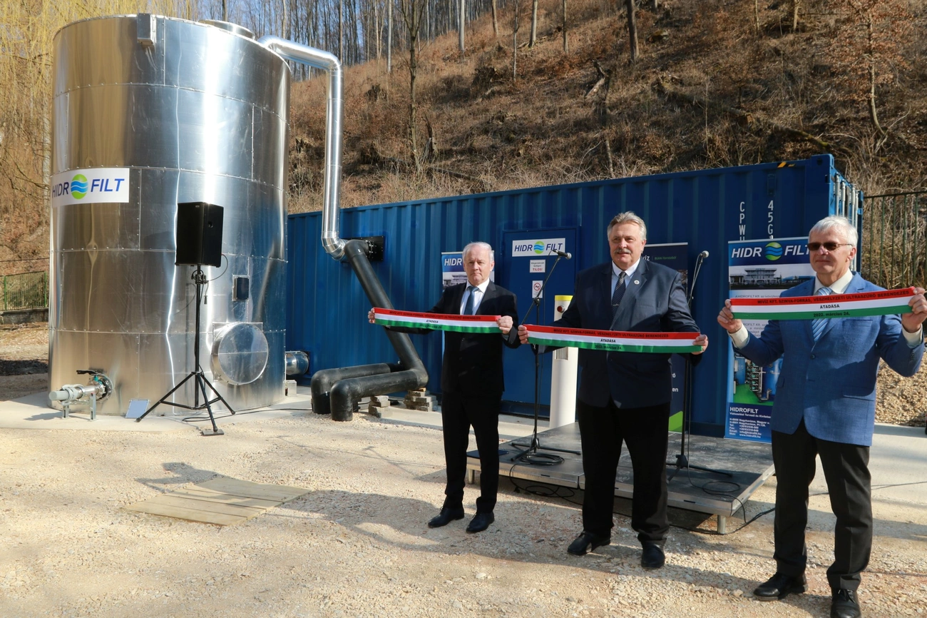 Vészhelyzeti ultraszűrő berendezést telepítettek a Szinva-forrásnál 