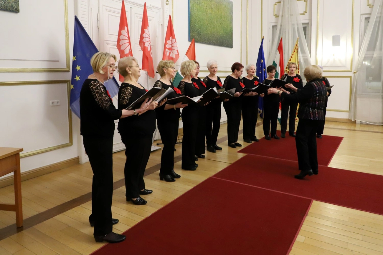 Az MSZP megyei szervezetének karácsonyi ünnepsége a városházán 