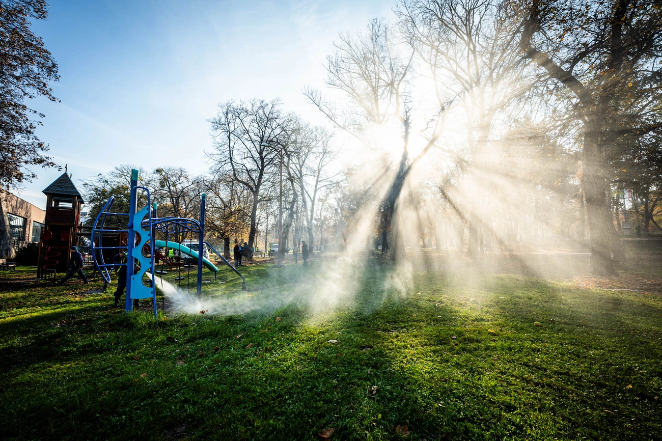 A Népkertben folytatódott az őszi nagytakarítás 