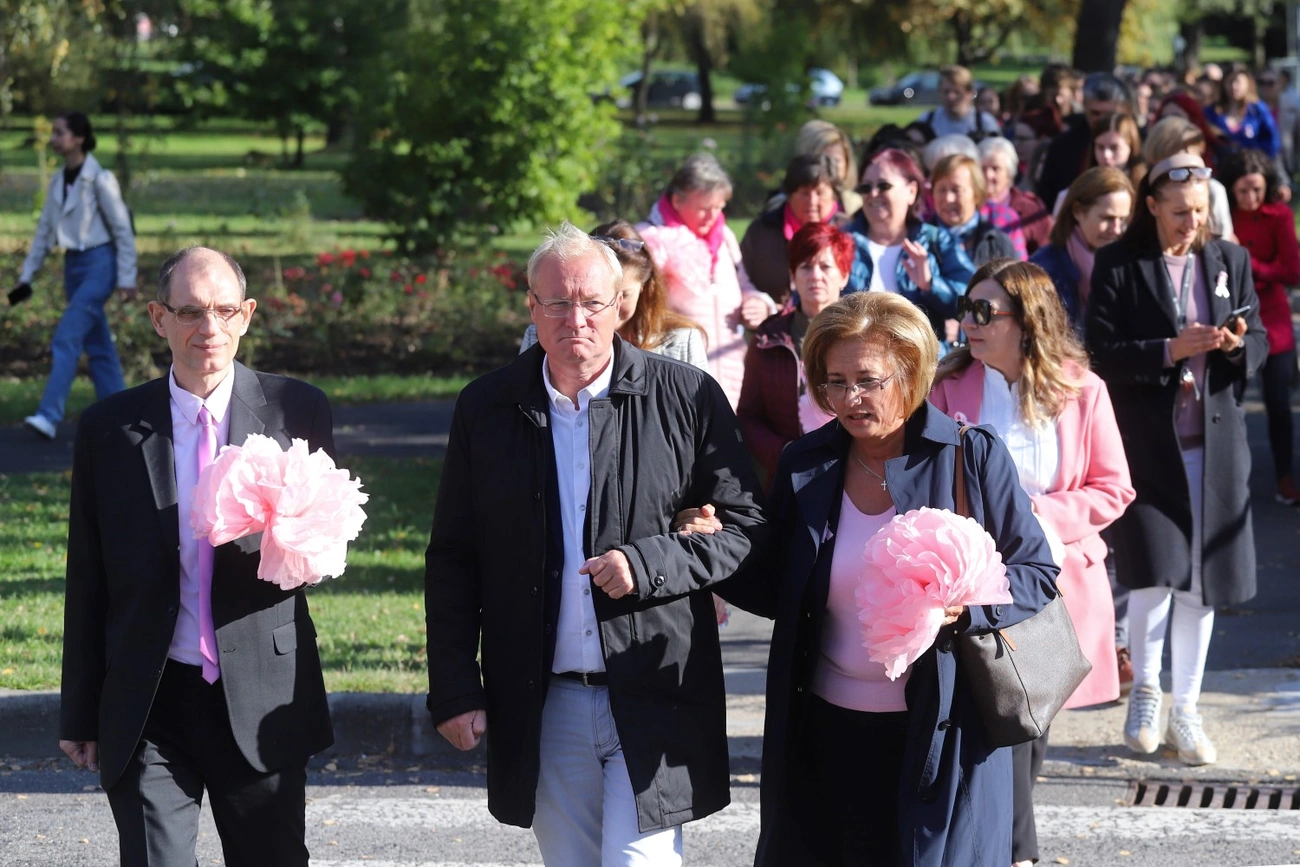 Rózsaszín séta az egyetemen 