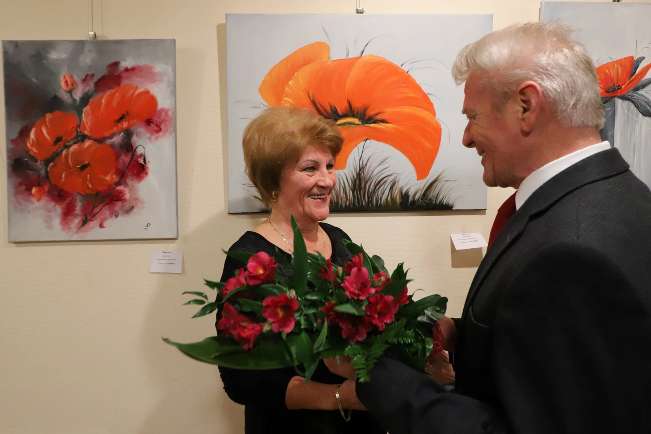 Gondosné Szabó Éva festőművész kiállítása az Adyban 