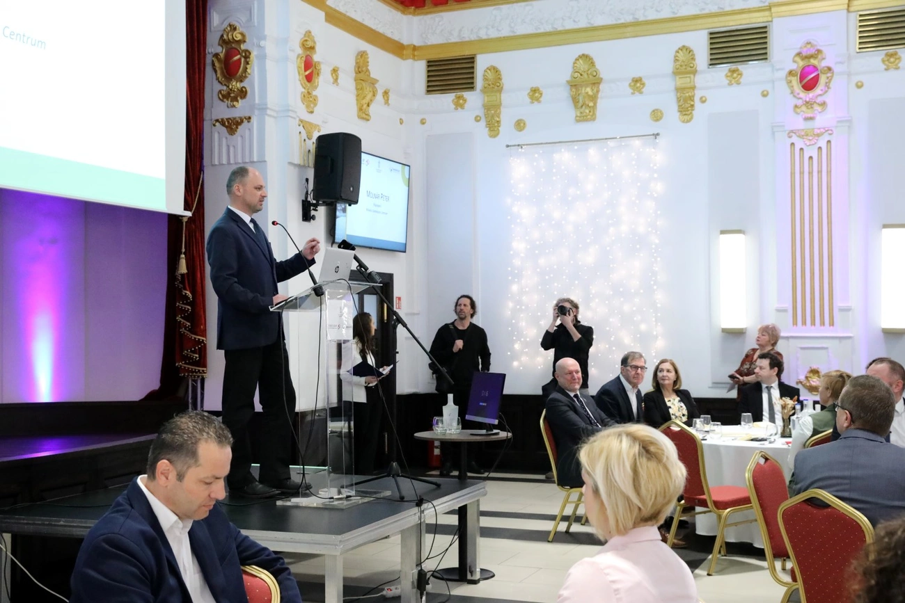 Svájci - Magyar szakképzési projekt rendezvény a Népkerti Vigadóban