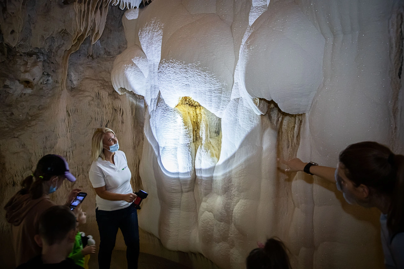 Szárazlábas túrák a Barlangfürdőben  