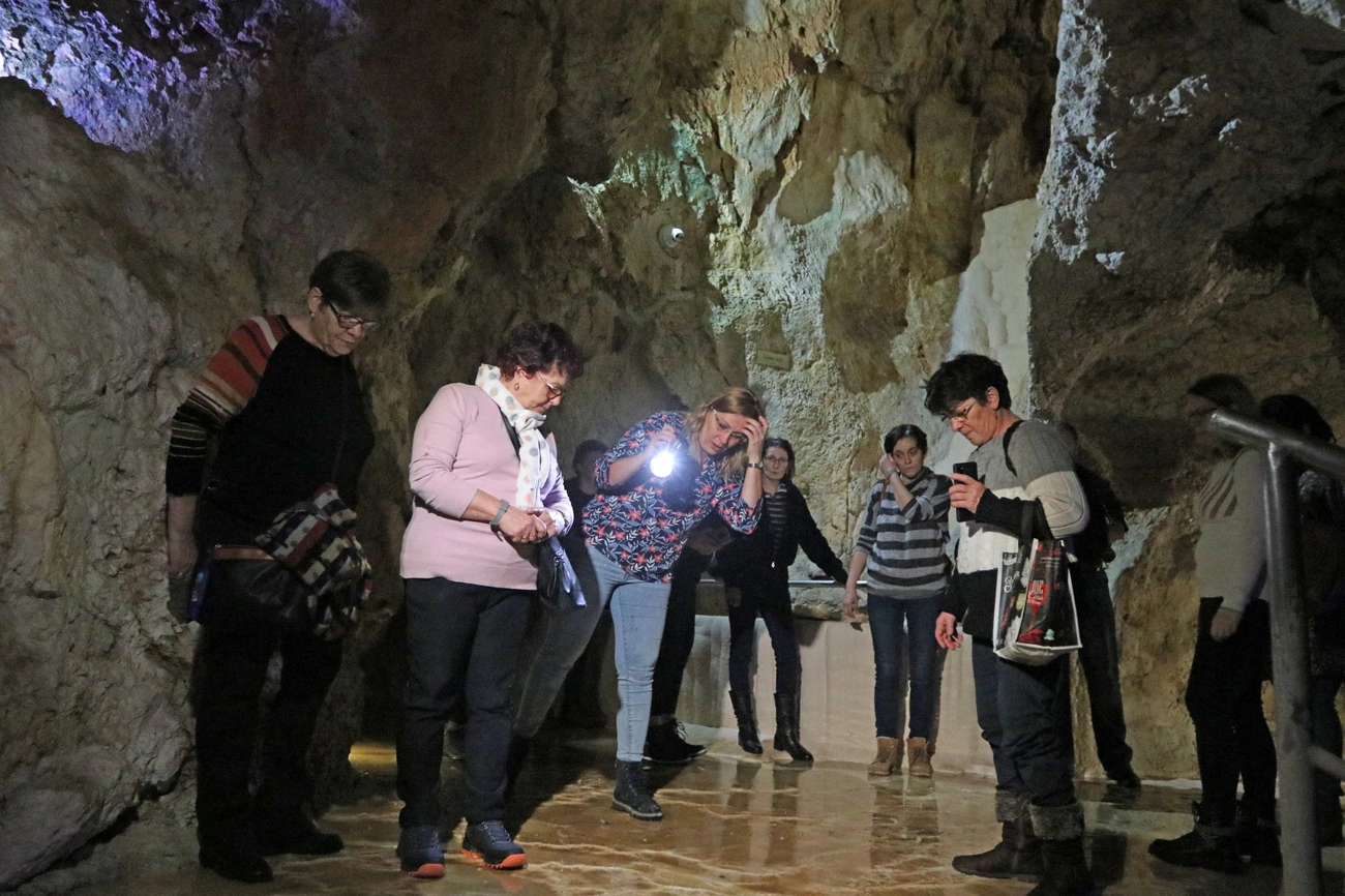 Szárazlábas túrák a Barlangfürdőben 