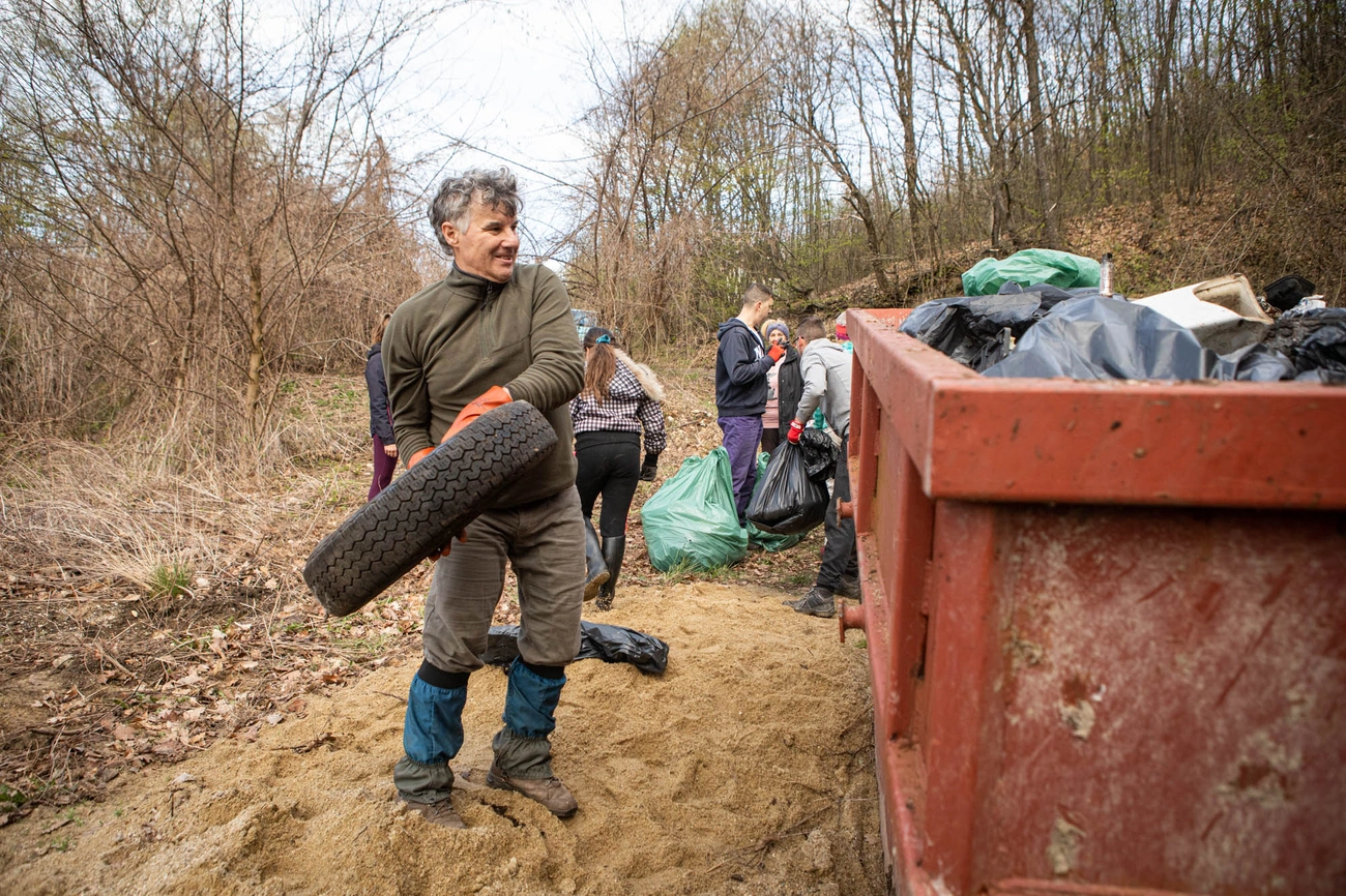 Szemétszedés Perecesen 