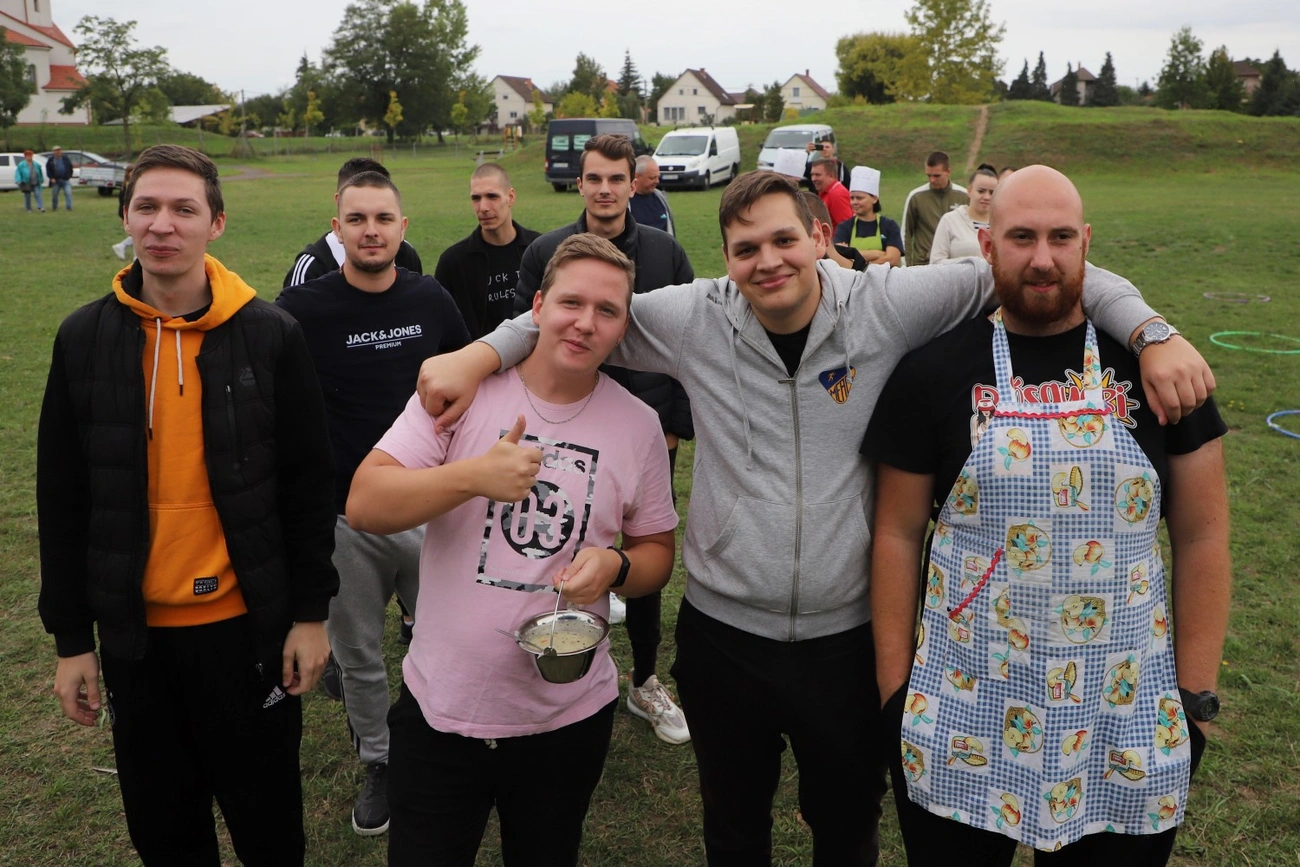 Kertvárosi családi nap és főzőverseny Szirmán 