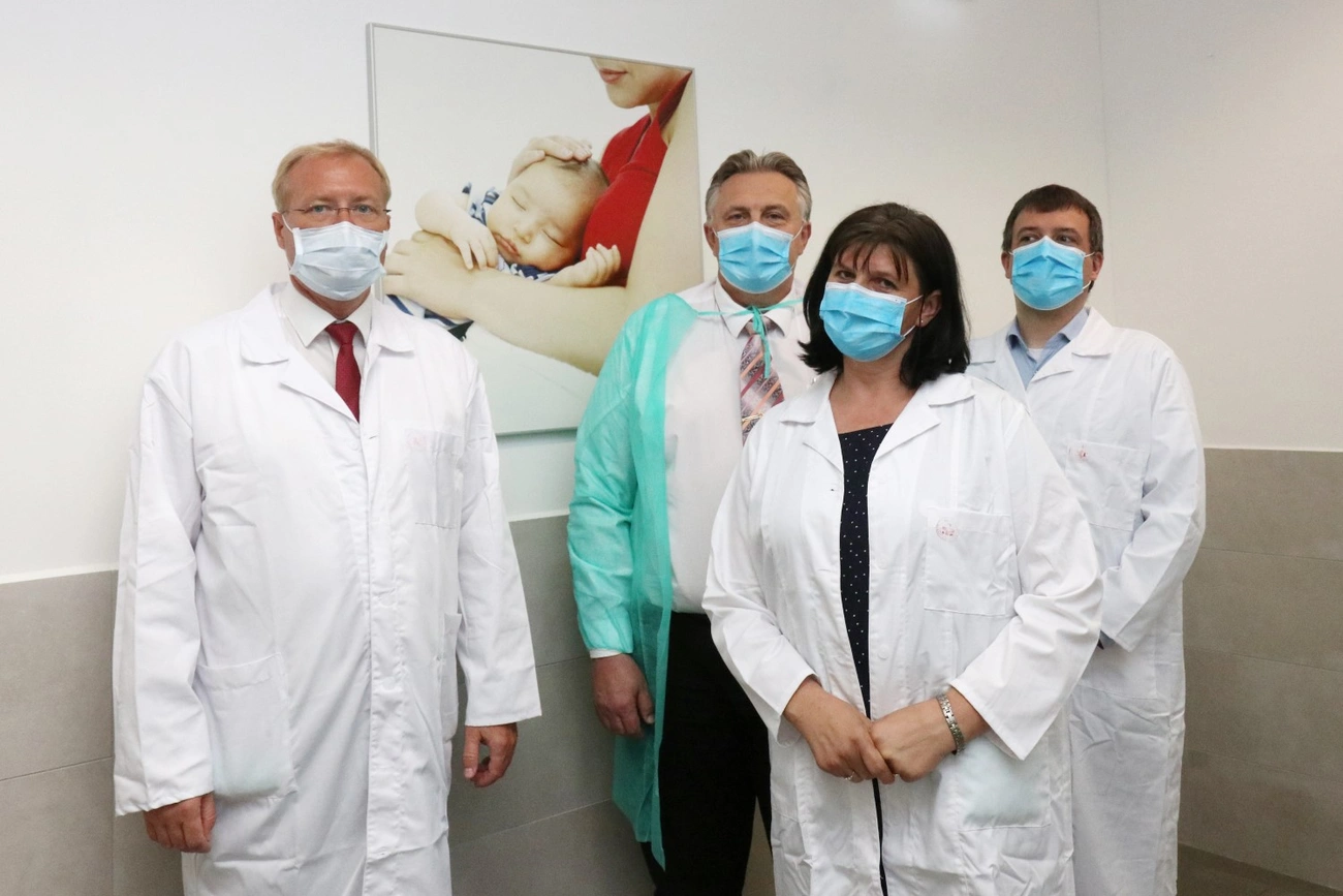 Bejárás a megyei kórház szülészetén 