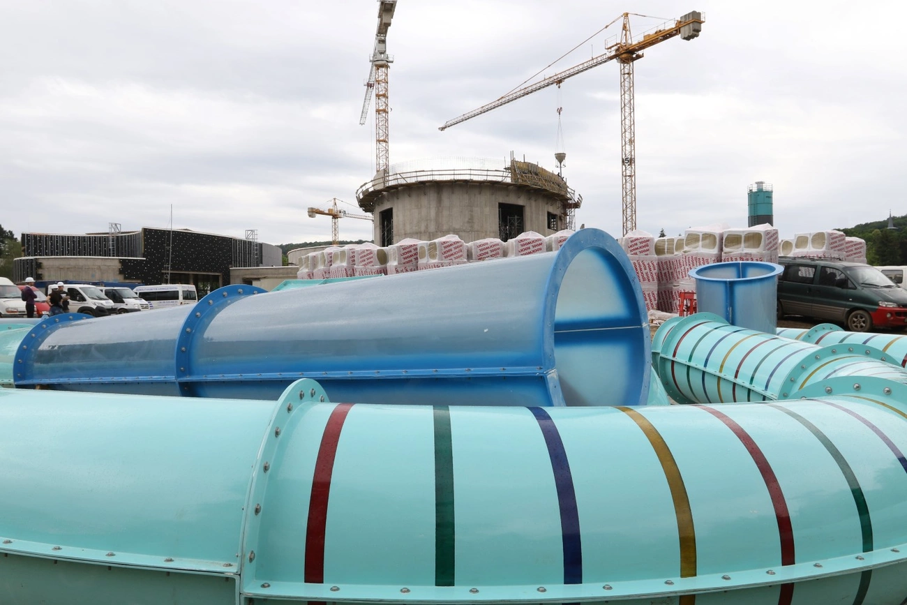 Épül a fürdőkomplexum Miskolctapolcán 