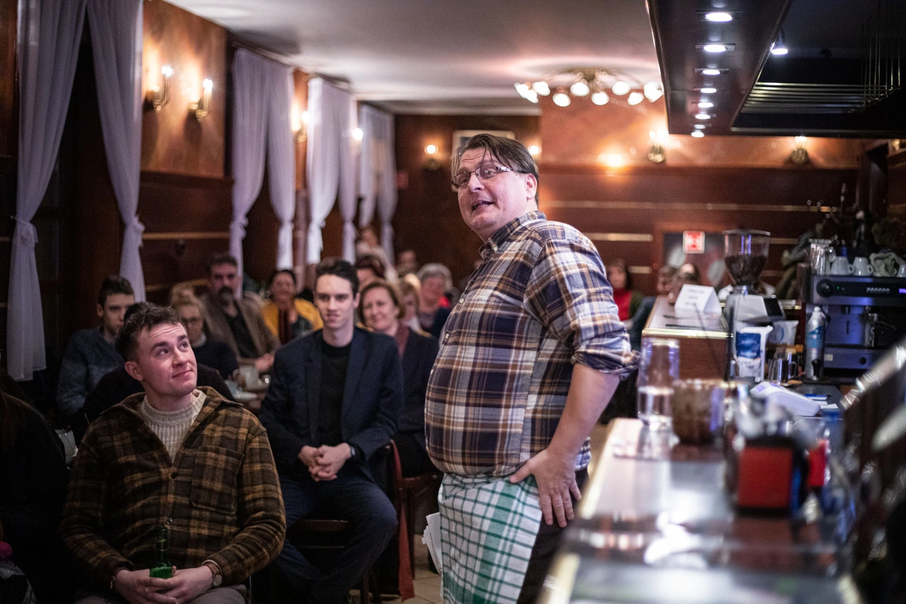 Trécs és trúváj este a MÜHA Kávézóban 