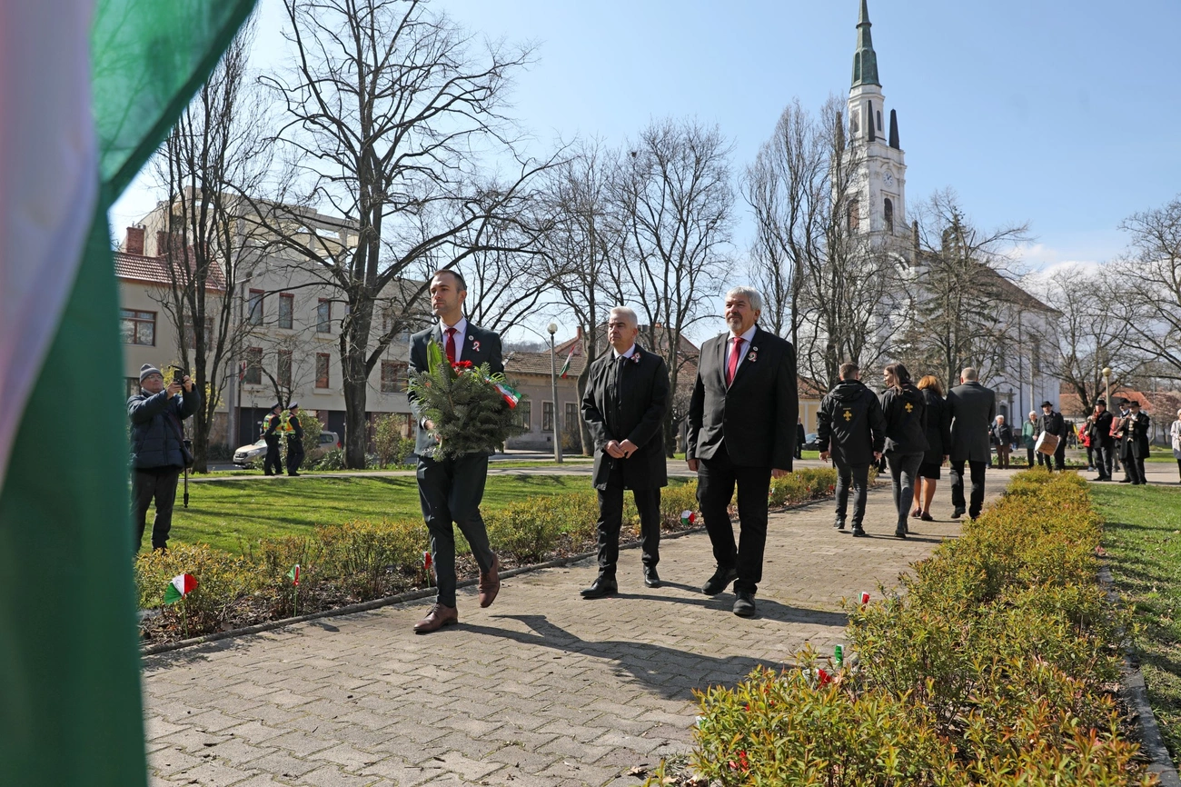 Ünnepi megemlékezés belváros 
