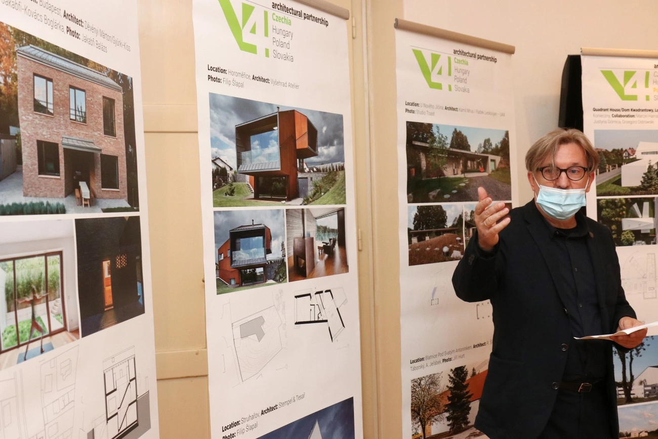 Visegrádi négyek családi háza 2019 vándorkiállítás 