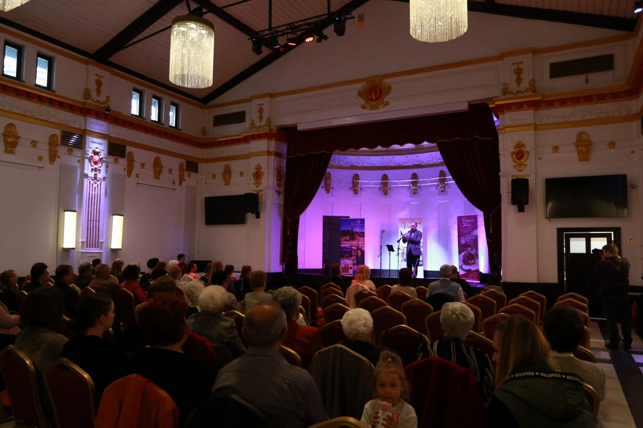 Jótékonysági koncert a Vigadóban 