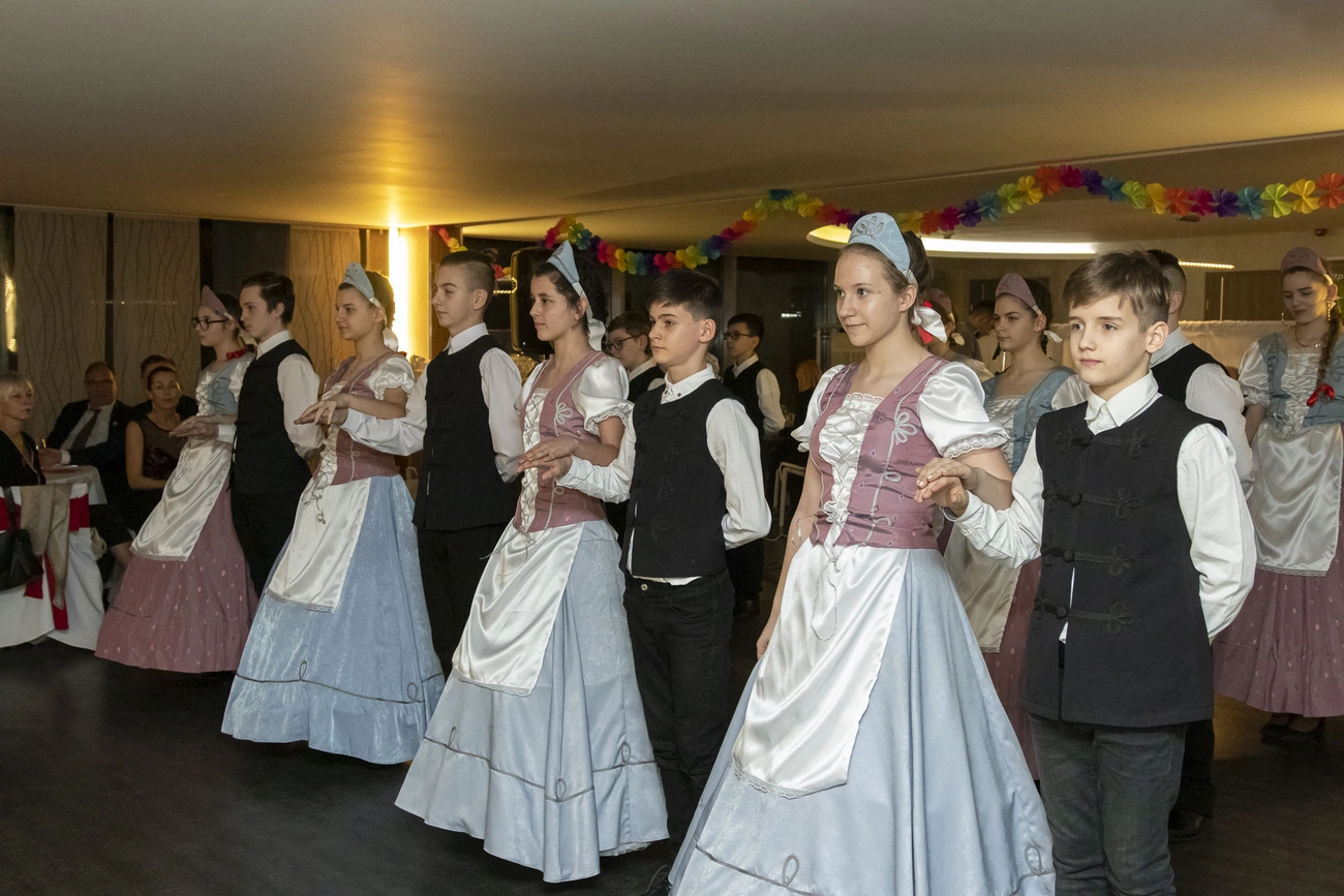 Vöröskereszt jótékonysági farsangi bál, 