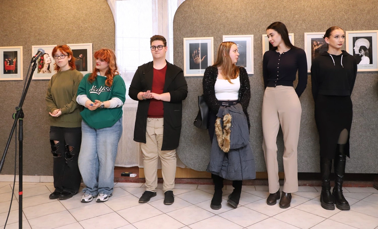 Fiatal szívek II.  fotókiállítás az Ifjúsági Házban