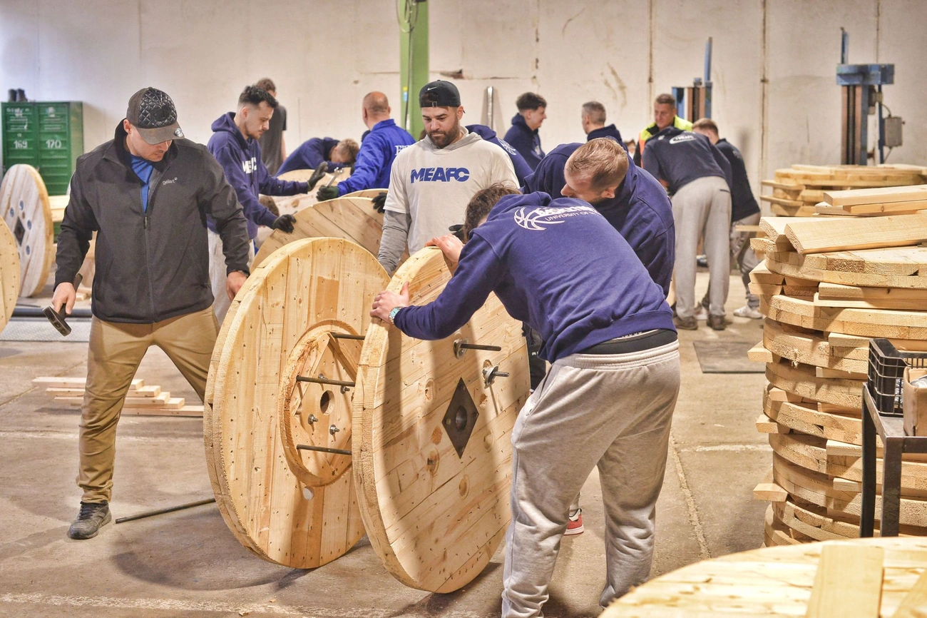 Jótékonysági munka a FUX-nál 