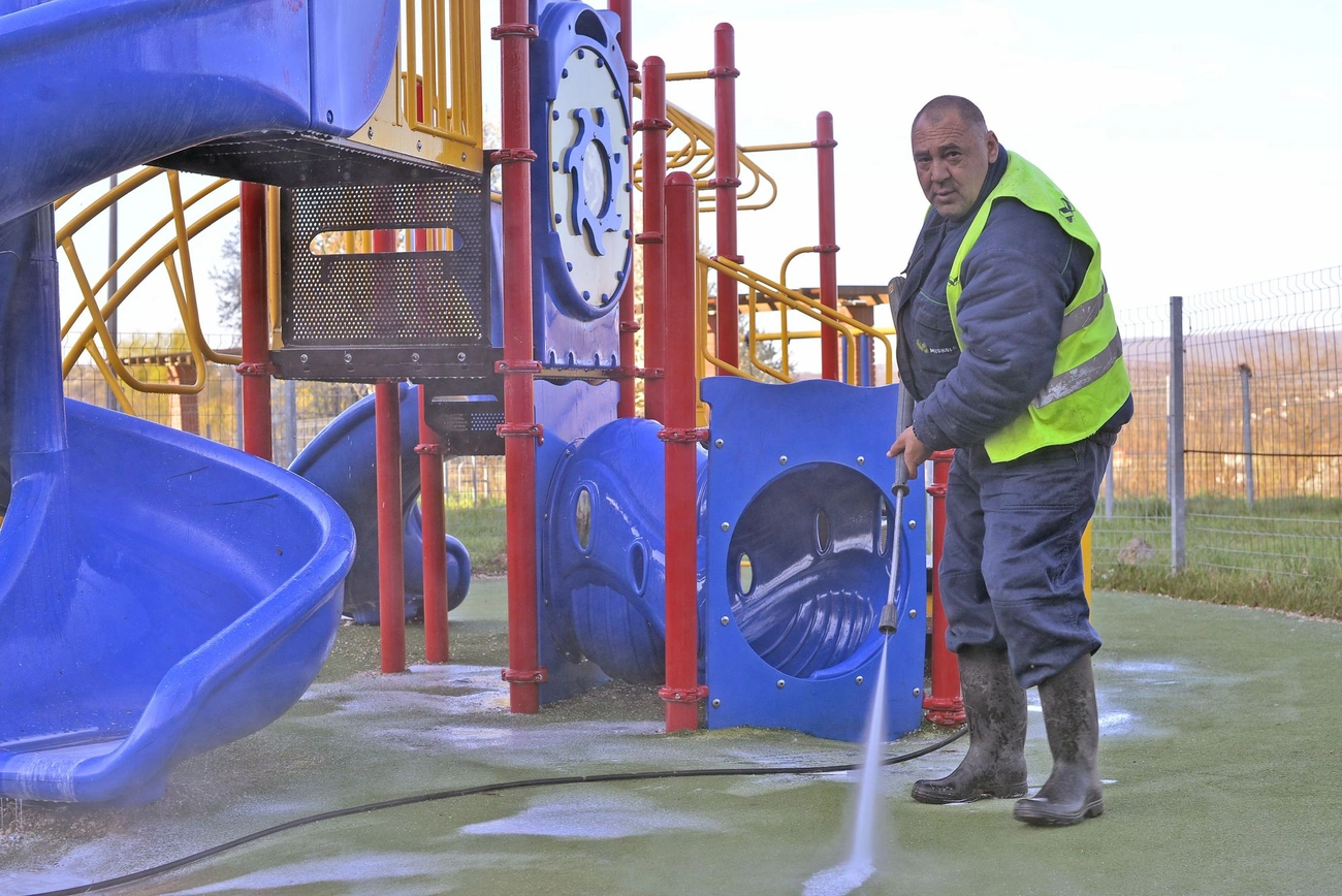 Takarítás: Szilvás utcai játszótér 