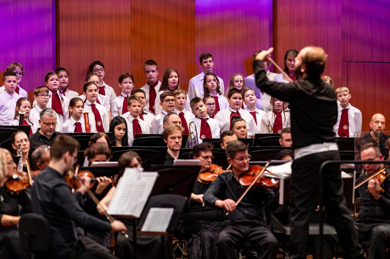 Karácsonyi hangverseny a Művészetek Házában