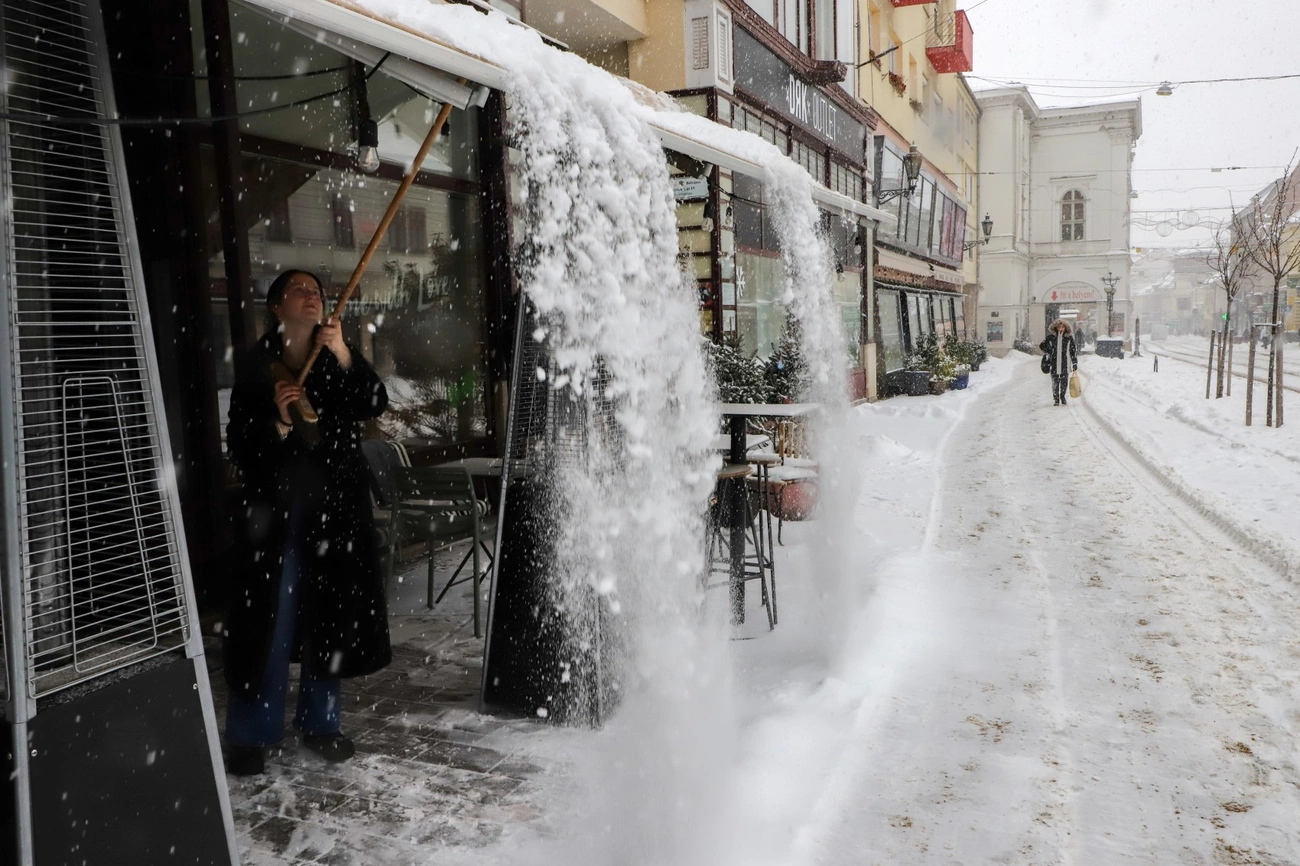 Újabb havazás érkezett kedden