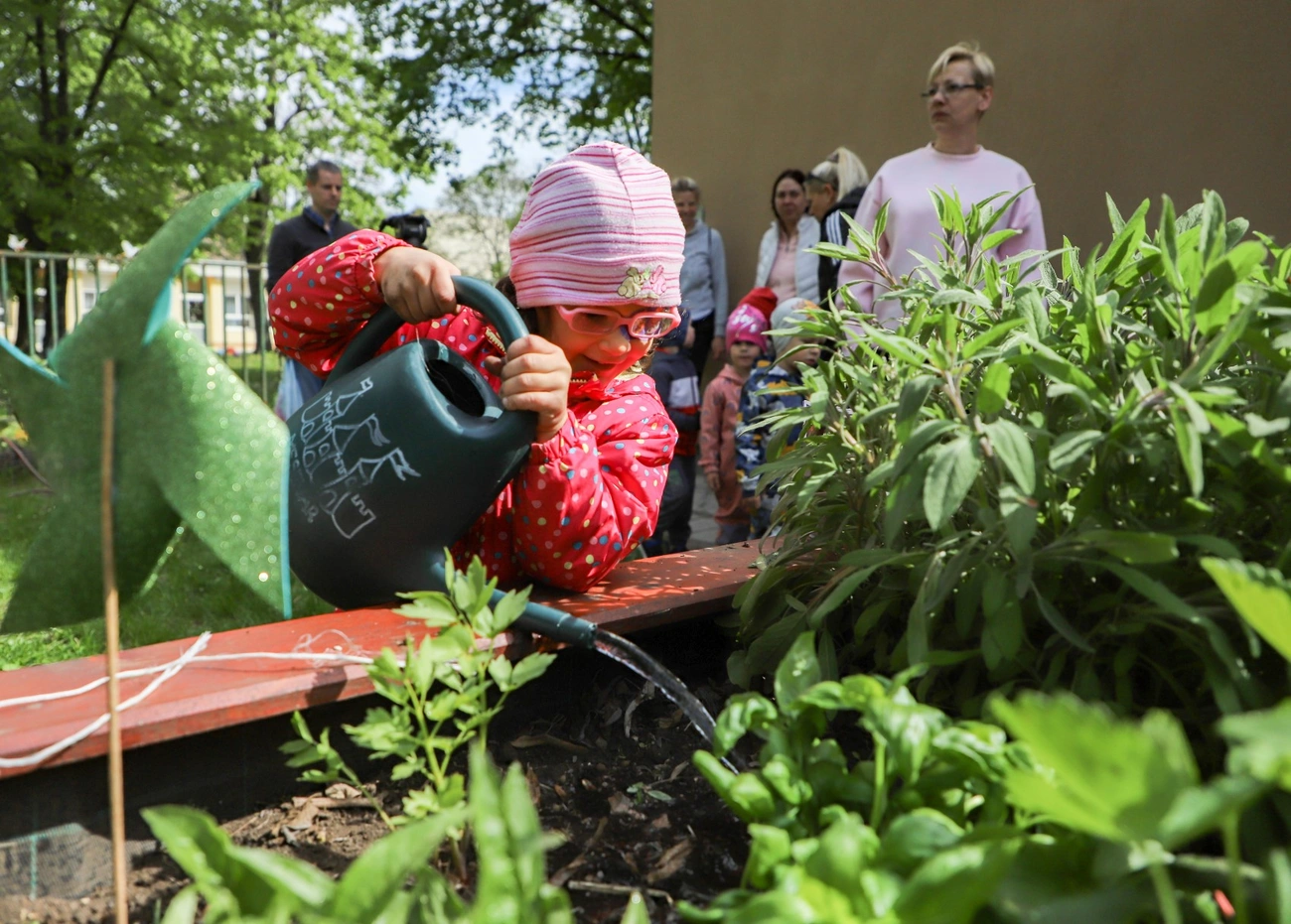 Föld napja a Mesevár Óvodában a MIHŐ munkatársaival