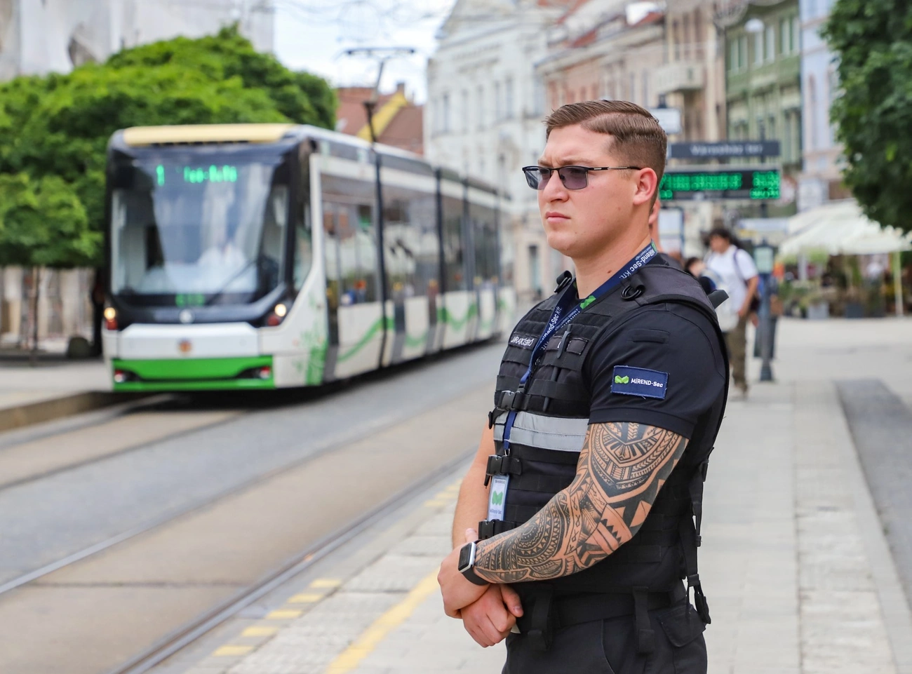 Miskolci járatseriffek munkában. Fotó: Mocsári László
